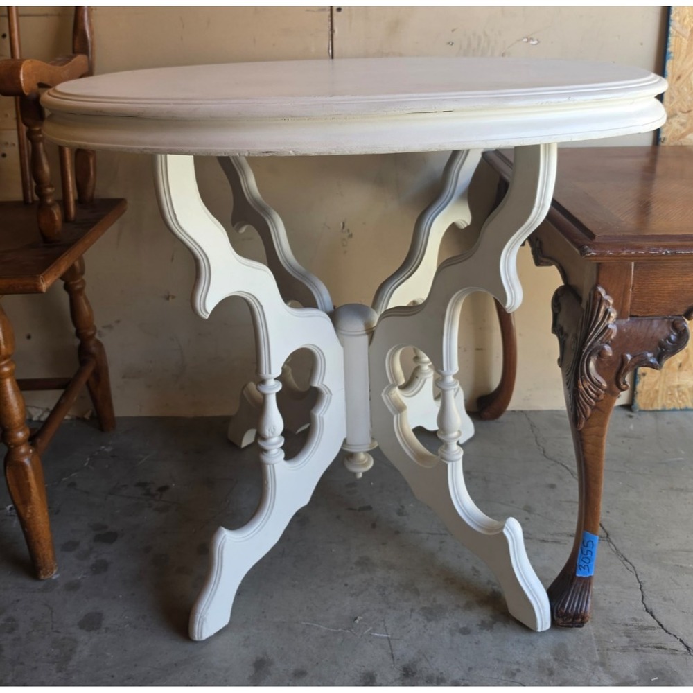 Vintage Victorian Style White Painted Wood Round  Table Ornate Carved Pedestal